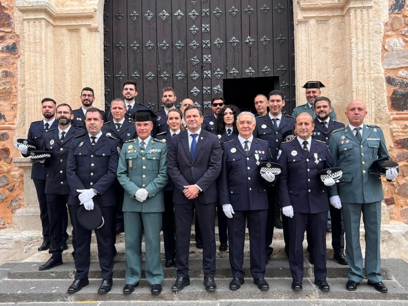 santos custodios